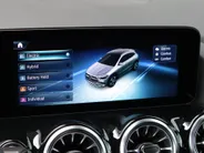 Mercedes-Benz GLA 250 e Business Solution AMG l Keyless l Panoramadak l Stoelverwarming