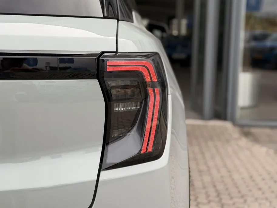 Ford Explorer Collection Extended Range RWD 79 kWh | Levering november-december | 2000 KG TREKGEWICHT | B&O AUDIO | V2L