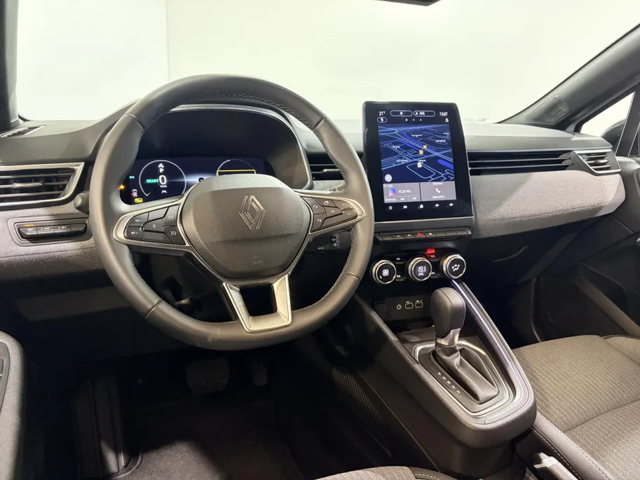 Renault Clio 145PK E-Tech Full Hybrid Techno Automaat | 1e eigenaar | Camera | Parkeersensoren | Climate Control | Apple CarPlay/Android Auto | Cruise Control | Lichtmetalen Velgen | Full LED | Digital Cockpit |