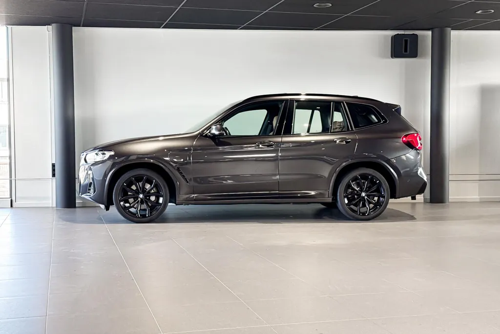 BMW X3 xDrive30e High Executive