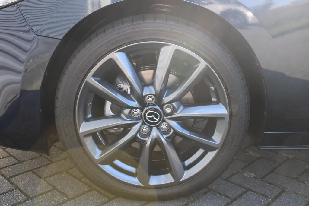 Mazda 3 2.0 e-SkyActiv-G 122PK 6MT Exclusive-line | Leder | Bose Audio | 360° Camera | Elek. stoelverstelling | Keyless | Heads up Display |