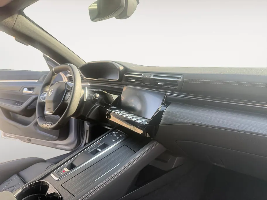 Peugeot 508 SW 1.6 HYbrid 225 GT | 71KM!! | Automaat | Camera | Dodehoek Detectie | Apple Carplay/Android Auto | Climate Control | Adaptief Cruise Control |