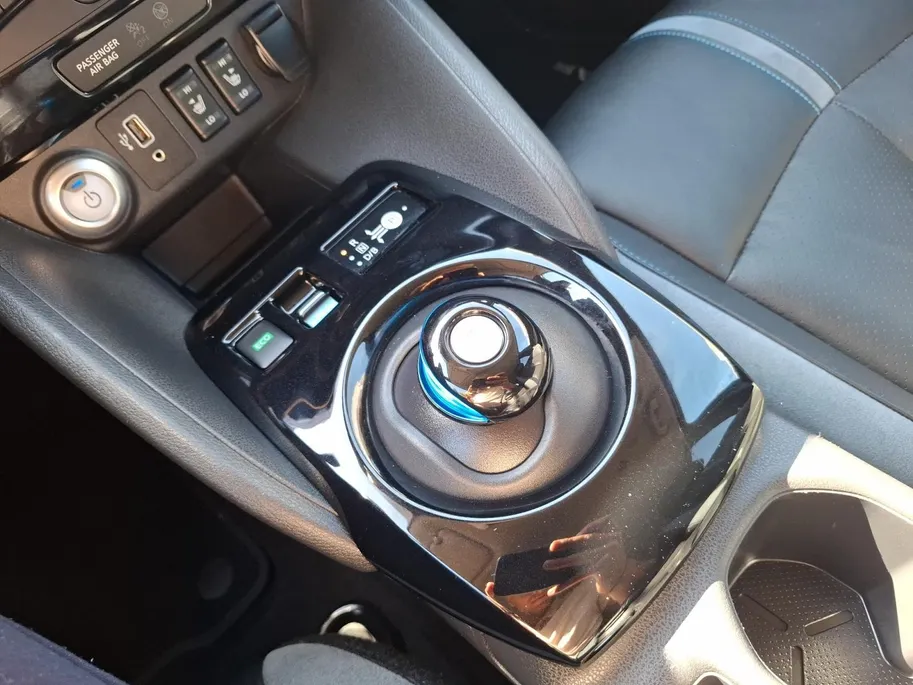 Nissan Leaf e+ Tekna 62 kWh | STOELVERWARMING | RONDOM CAMERA | CLIMATE | ADAPTIEVE CRUISE |