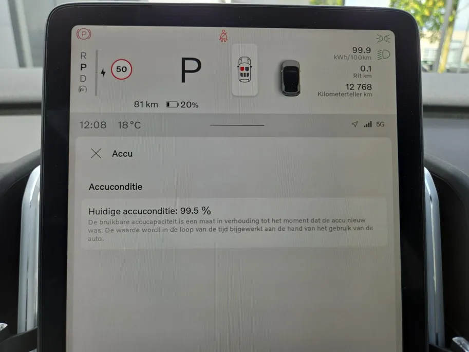 Volvo EX30 Single Motor Extended Range Ultra 69 kWh | Zeer compleet | Panoramadak | Harman Kardon Audio | 360 graden camera | Stoel & stuurverwarming | Bovag garantie | NAP