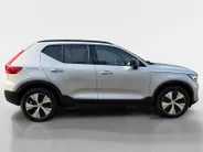 Volvo XC40 1.5 T4 Plug-in hybrid Ultimate Bright | Elektrischer achterklep | Pano dak | Harmon/Kardon | Achteruitrijcamera | Elektrsich verstelbare bestuurderstoel met geheugen |