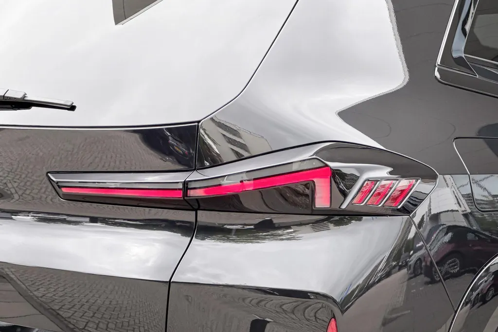 BMW XM PHEV 30 kWh