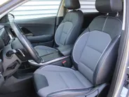 Kia e-Niro DynamicPlusLine 64 kWh | Schuif-/kantel dak | Cruise adapt.| Navi | 17' LM | Stuur-/stoelverwarming | Camera | Clima |