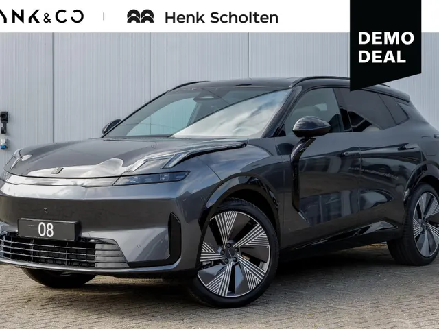 Lynk & Co 08