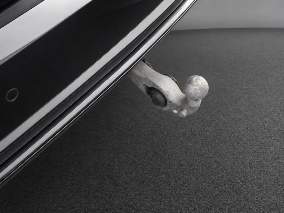 Volkswagen Touareg 3.0TSI 340kW/462PK R-line · Panoramadak · Trekhaak · Leder · Luchtvering