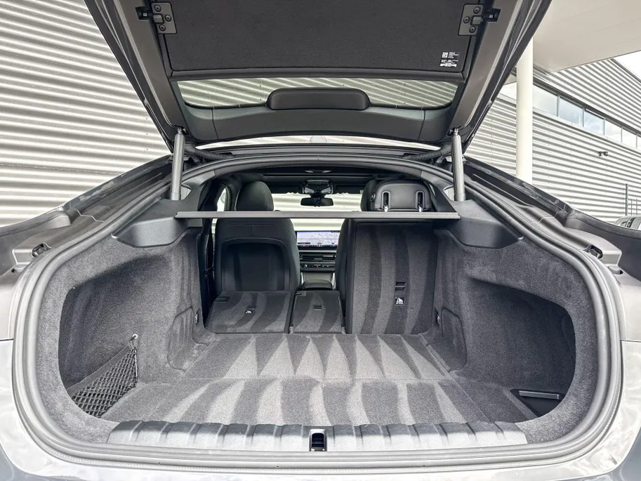 BMW i4 eDrive40 84 kWh