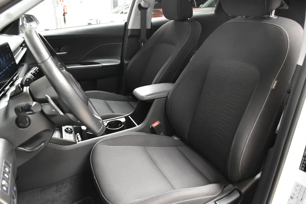 Hyundai Kona 1.6 Hybride DCT Comfort Smart | Navi + Camera