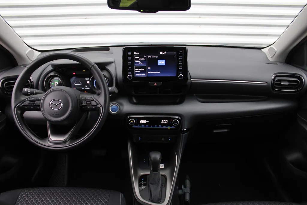 Mazda 2 Hybrid 1.5 Select | Airco | 16'LM | navi | Cruise | Stoelverwarming | Draadloos laden |