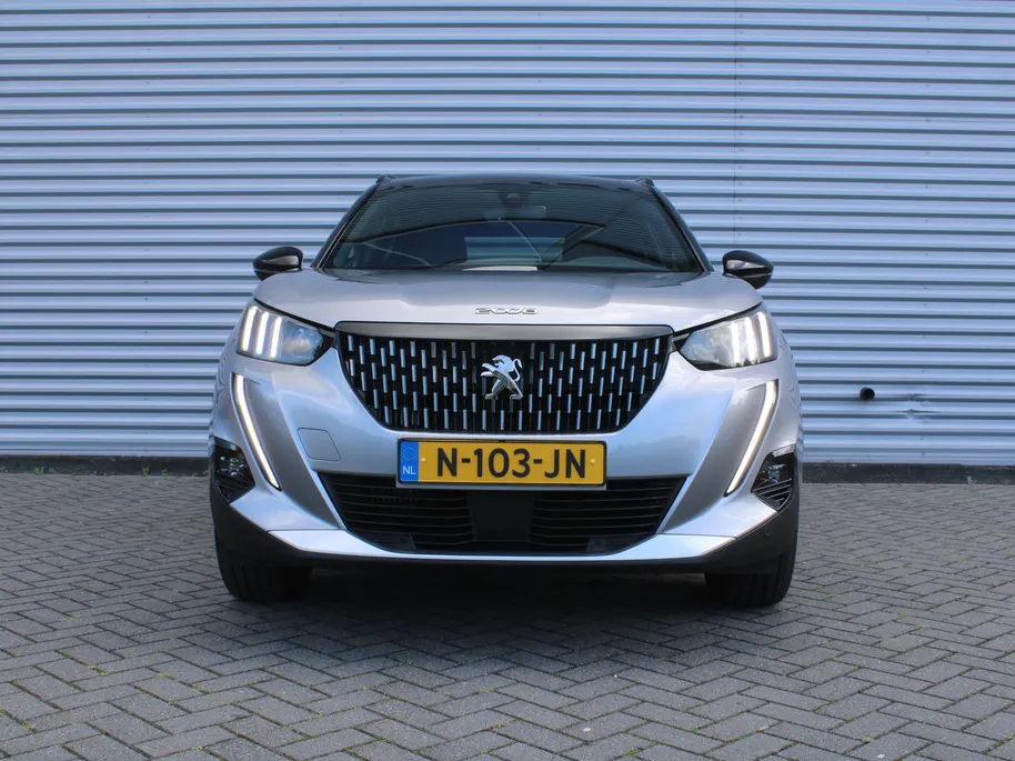 Peugeot 2008 1.2 PureTech GT | Automaat | Navi | Camera | Panoramadak | Dodehoek detectie | Cruise adapt. | 17' LM | LED |
