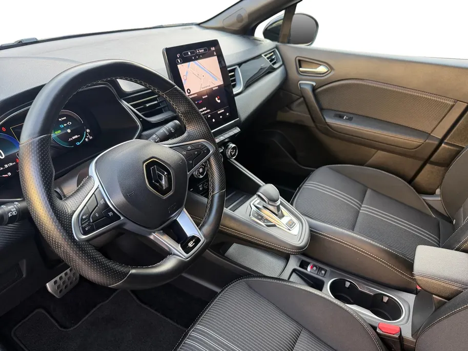 Renault Captur 1.6 E-Tech full hybrid 145 E-Tech engineered | Automaat | Parkeersensoren | Camera | Apple Carplay & Android Auto | Cruise & Climate Control | Navigatie | 12 Maanden BOVAG Garantie