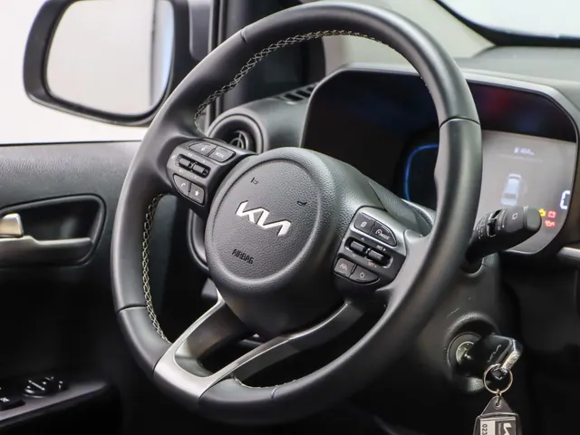 Kia Picanto 1.0 DPI DynamicLine Beschikbaar in Overleg