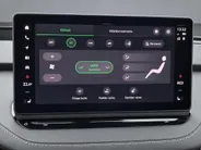 Škoda Elroq 85 Sportline | Drive pakket | Business upgrade - advanced | Light band | Trekhaak wegklapbaar | black pakket | 21 inch velgen + All Season banden |