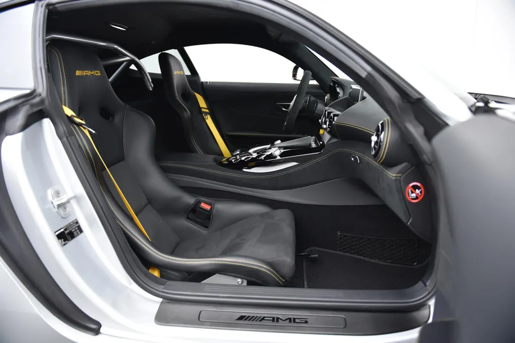 Mercedes-Benz AMG GT 4.0 R