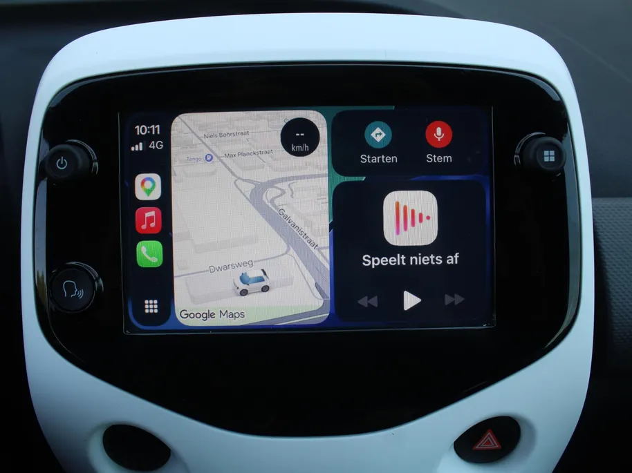 Citroën C1 1.0 VTi Shine | Camera | Clima | Cruise | 15" LM | Apple Carplay/Android Auto | Lichtsensor | Privacy glass |