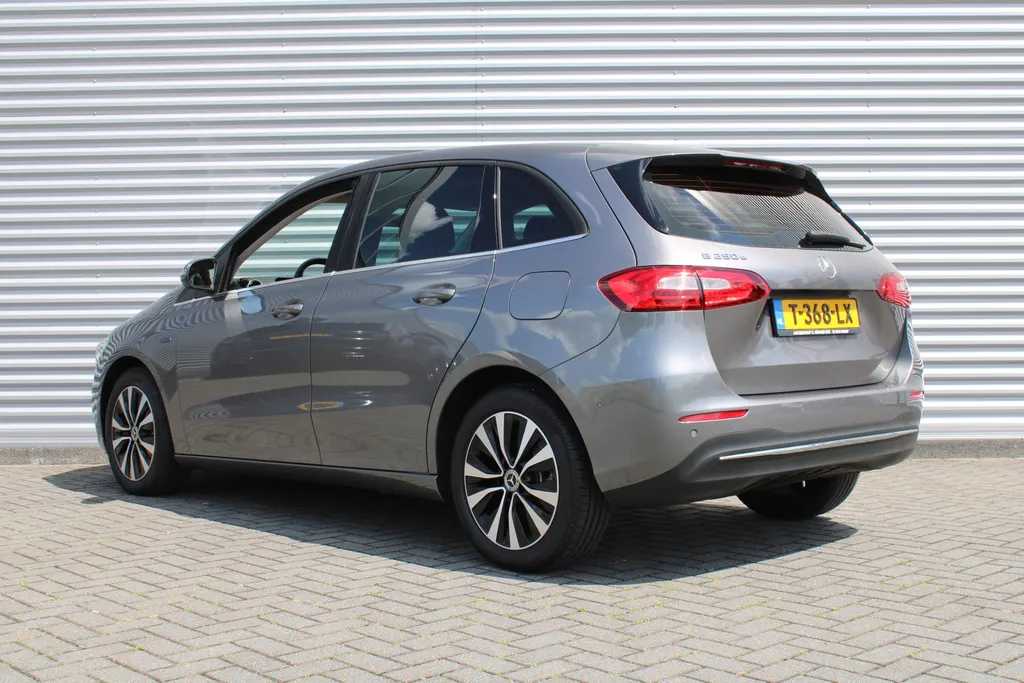 Mercedes-Benz B-Klasse B250e | Plug-in | 218PK | Automaat | 17' LM | Navi | Android Auto/Apple Carplay | Camera | Stoelverwarming |