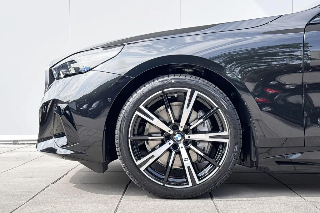 BMW i5 Touring eDrive40 M Sport Edition