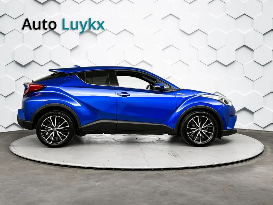 Toyota C-HR 1.8 Hybrid Dynamic Automaat | Navigatie | 18'' L.M. Velgen | Parkeercamera