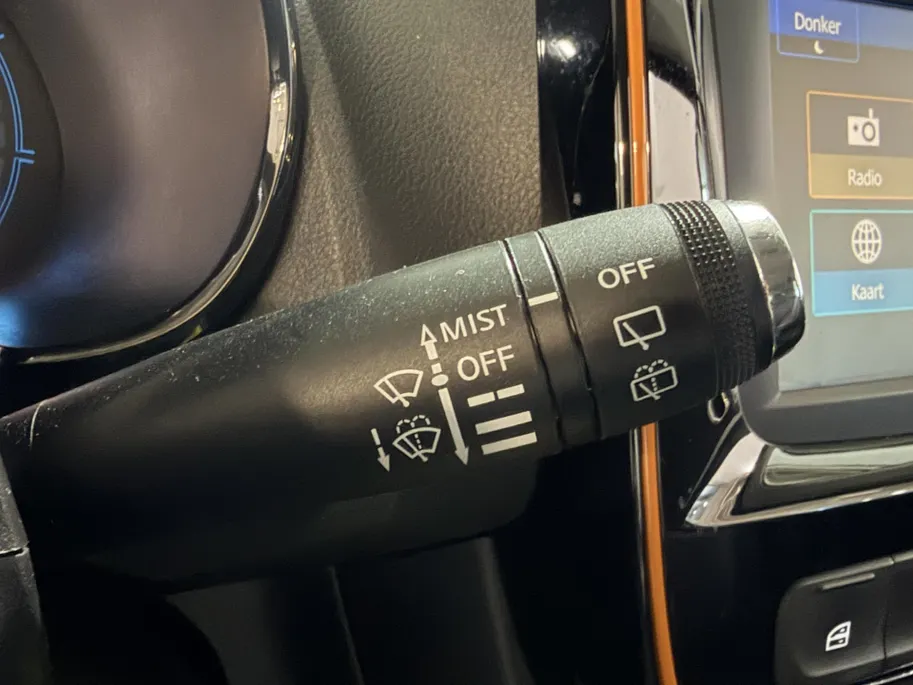 Dacia Spring Comfort Plus 27 kWh Automaat | 1e eigenaar | Navi | Bluetooth | Apple CarPlay/Android Auto | Lichtmetalen Velgen | Parkeersensoren | Airco | Elektrische Ramen |