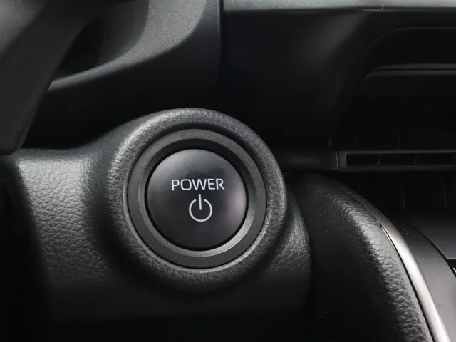 Toyota C-HR 1.8 Hybrid 140 Dynamic | Blindspot | Parkeersensoren V+A