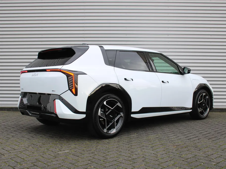 Kia EV4 GT-Line Business Edition 81.4 kWh | Nieuw | Direct leverbaar | Actieradius tot 584 km (WLTP) | 18% bijtelling | Tot € 3.000 inruilvoordeel bij aanschaf |