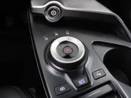 Kia EV6 Air 84 kWh | Stuur-/stoelverwarming | Camera | Cruise adapt. | Telefoonlader | Clima | Navi | 19' LM | LED | Apple Carplay/Android Auto |