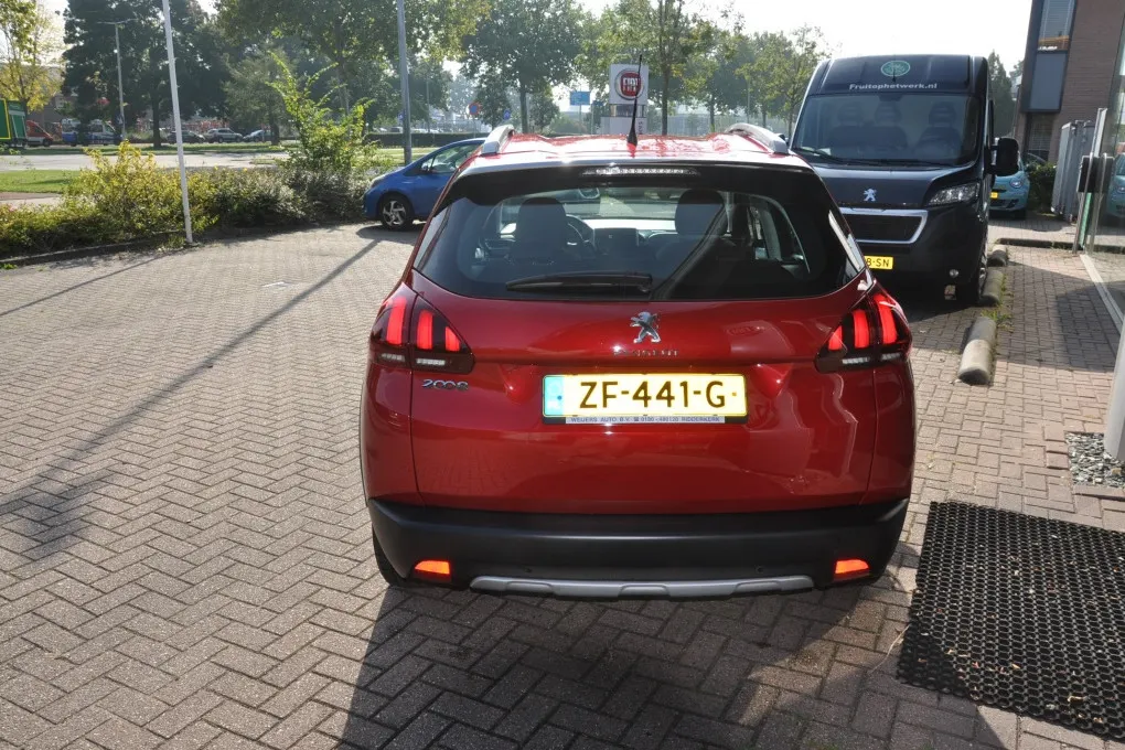 Peugeot 2008 1.2 PureTech GT-Line Navi Apple Android