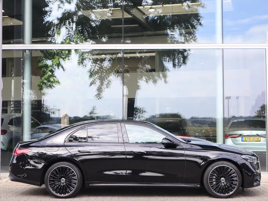 Mercedes-Benz E-Klasse 300 e 4MATIC Exclusive Line l Nightpakket l Memory l Digital light