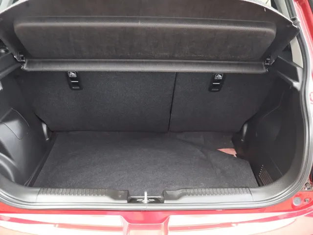 Suzuki Swift 1.0 BoosterJet Select Carplay | Camera