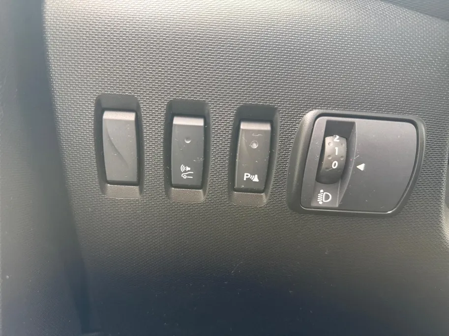 Renault Twingo Z.E. R80 Intens *Automaat*Navi+Camera*Climate*Parkeersensoren*Cruise*Hoge instap!