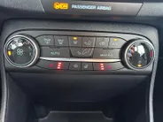 Ford Fiesta 1.0 EcoBoost Hybrid Titanium | Apple Carplay/Android Auto | Winter pack |  keyless entry |keyless start | Cruise control |