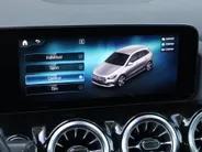 Mercedes-Benz B-Klasse 180 Business Solution AMG l Stoelverwarming l Ambiente verlichting l Achteruitrij camera