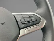 Volkswagen Golf Variant 1.5eTSI/150PK Goal DSG · Navigatie · Trekhaak · 360°Camera + Parkeersensoren · Stoelverwarming · Garantie t/m 23-06-2027