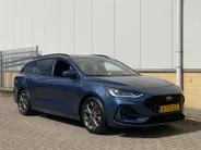 Ford Focus 1.0 EcoBoost Hybrid 155pk Automaat ST Line X Wagon Navigatie - Apple Carplay/ Android Auto - Winter Pack - Driver Assistance Pack