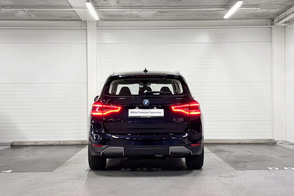 BMW iX3 Executive
