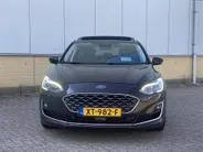 Ford Focus 1.0 EcoBoost 125 pk Vignale Wagon Panoramadak - Design Pack - Winter Pack - Lederen bekleding