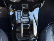 Citroën C3 1.2 Hybrid 110pk Max | Dealer onderhouden | NL auto | Automaat | Cruise control | Trekhaak | Apple carplay & Android auto | Navigatie | Apple carplay & Android auto | Draadloos opladen mobiel | 17' lichtmetalen velgen | Bovag garantie |