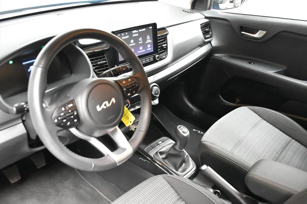 Kia Stonic 1.0 T-GDi MHEV 100pk DynamicLine Navi climate