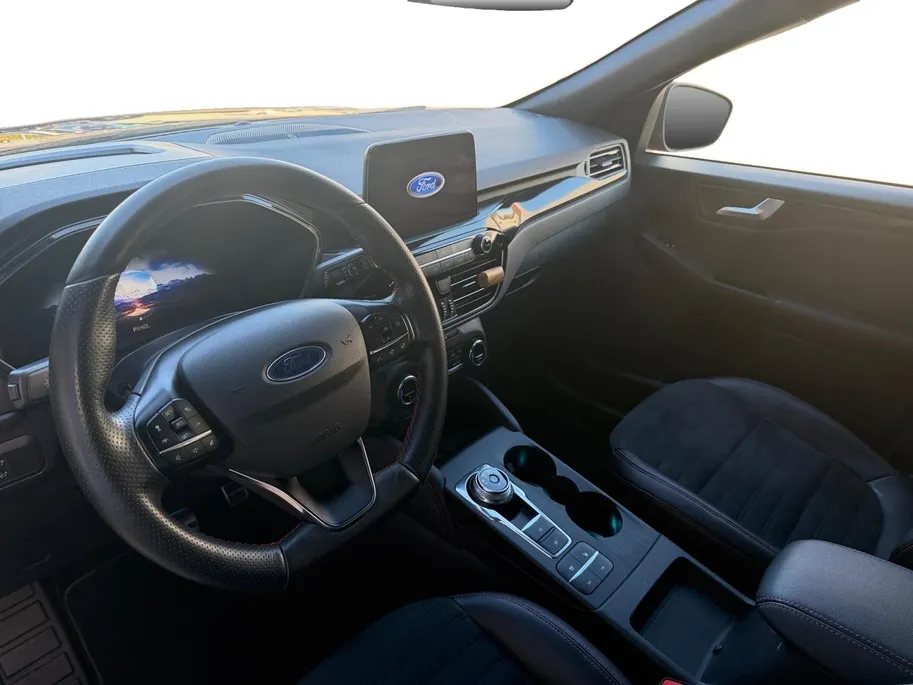 Ford Kuga 2.5 PHEV ST-Line X | Panorama dak | B&O audio | Elektrisch. kofferbak | Trekhaak