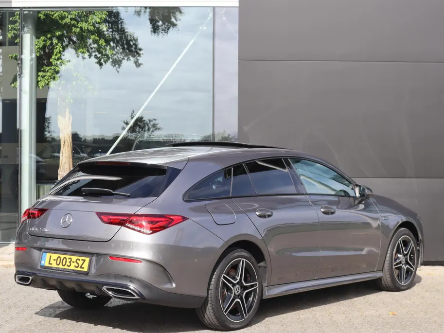 Mercedes-Benz CLA Shooting Brake 250 e Premium l Panoramadak l Stoelverwarming l Achteruitrij camera