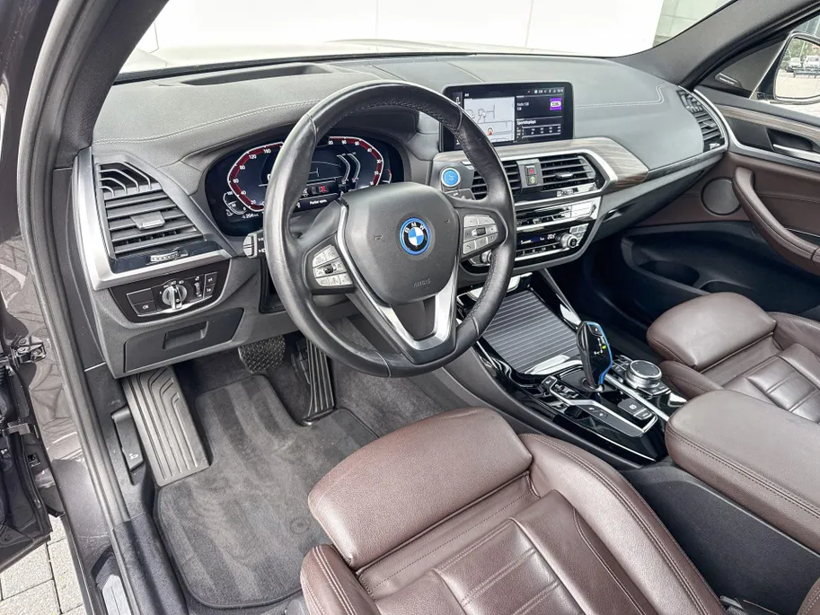 BMW iX3 High Executive