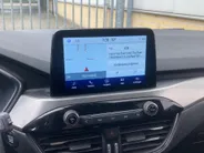 Ford Kuga 2.5 PHEV 225 pk Titanium Winter Pack - Draadloos opladen telefoon Origineel NL auto met weinig km.