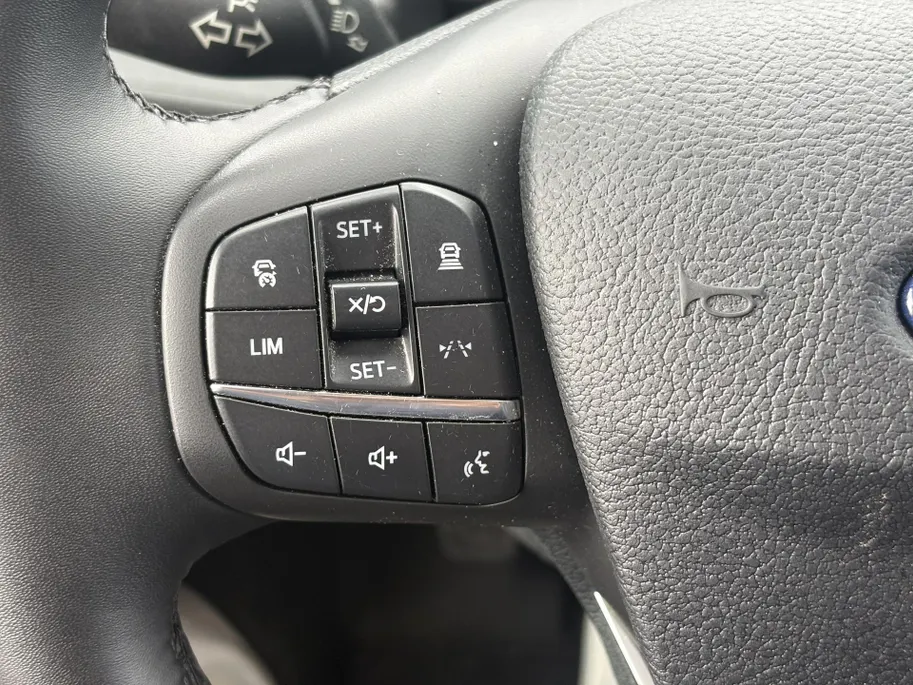 Ford Transit 350 2.0 TDCI L2H2 Limited | Xenon | 360 camera