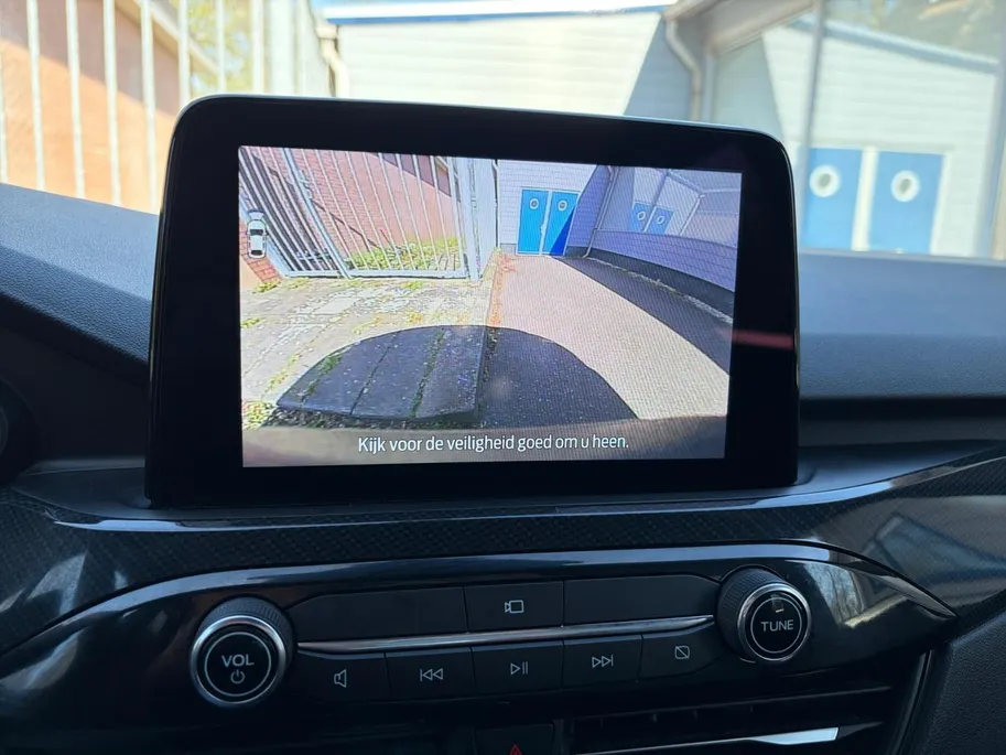 Ford Kuga 2.5 PHEV ST-Line 225PK | Head Up Display | Adaptieve Cruise Control | Winter Pack | LED | BLIS | Camera voor en achter | Navigatie | Privacy Glass