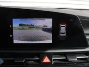 Kia Niro EV DynamicLine 64.8 kWh | Clima | Camera | Cruise adapt. | Carplay | Navi | 17' LM |