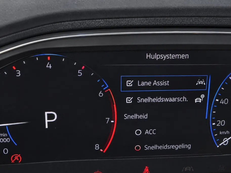 Volkswagen T-Cross 1.0TSI/116PK R-Line Camera + parkeersensoren · Apple/Android Car Play · Dodehoeksensoren · Garantie t/m 24-02-2028