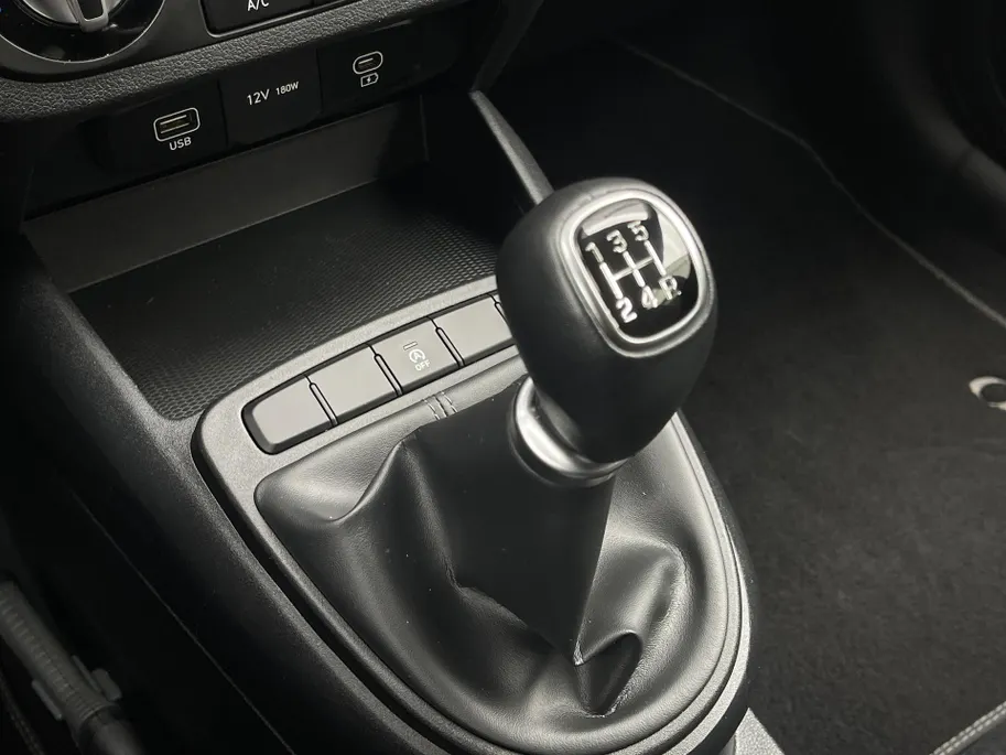 Hyundai i10 1.0 Comfort Smart | Camera | Navi | Cruise | Apple Carplay | Android Auto |